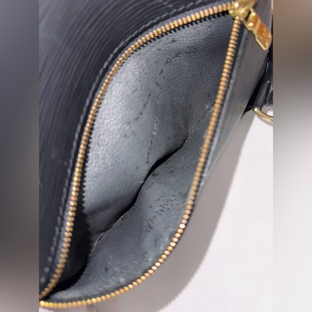 Louis Vuitton Mabillon Epi Leather Backpack (excellent condition) - Picture 8 of 9